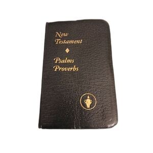Vintage Gideons International pocket Bible New Testament Psalms Proverbs